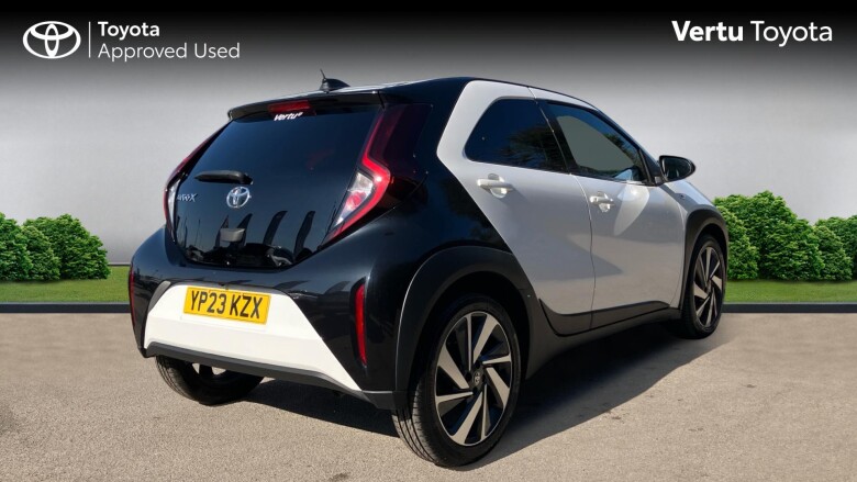 Toyota Aygo X 1.0 VVT-i Edge 5dr Auto Petrol Hatchback